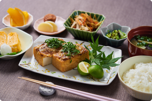 しゃけの塩焼き・卵焼き